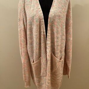 New soft cardigan with tag.